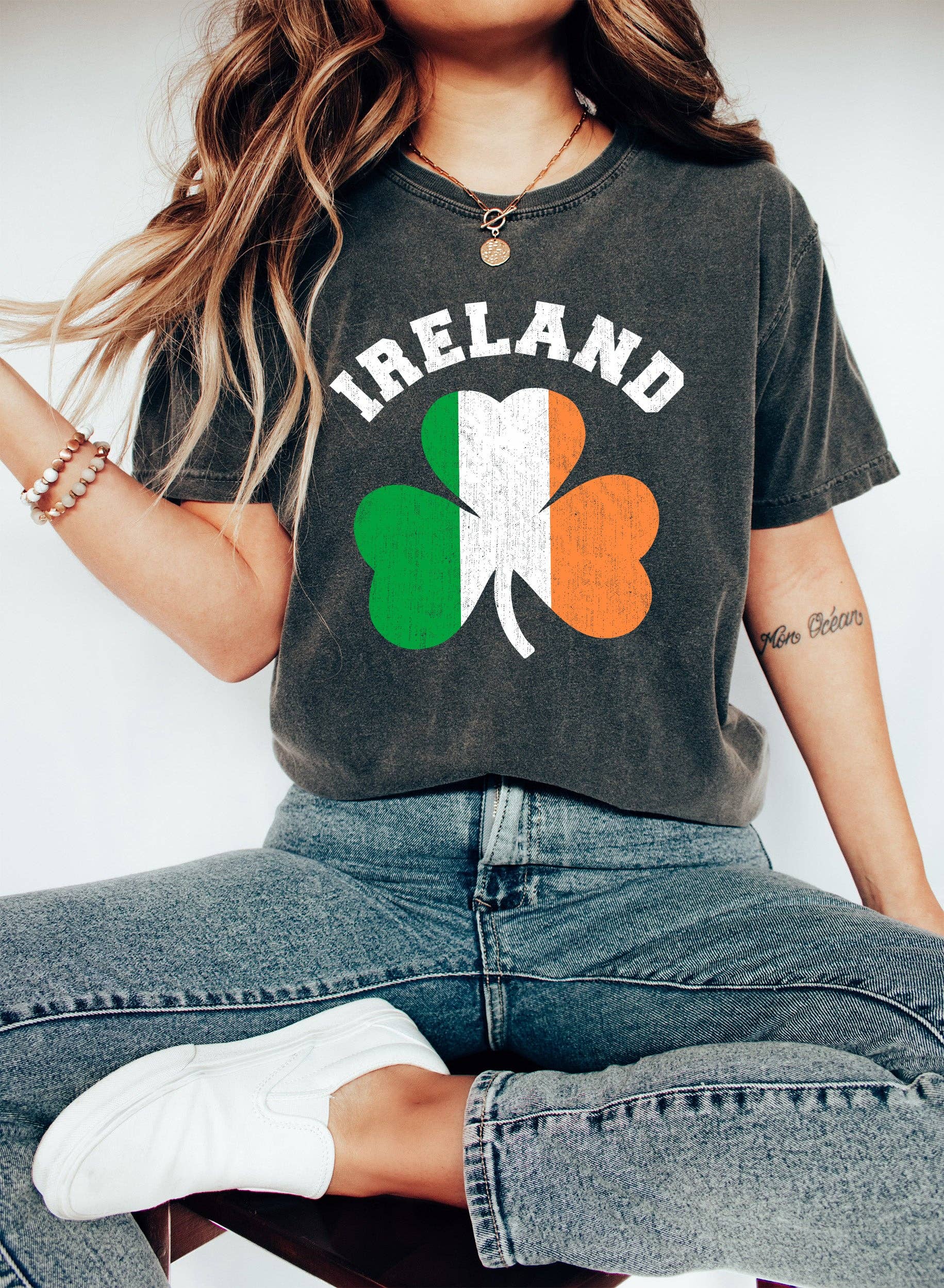 Ireland Flag Clover St Patrick's Day T-Shirt