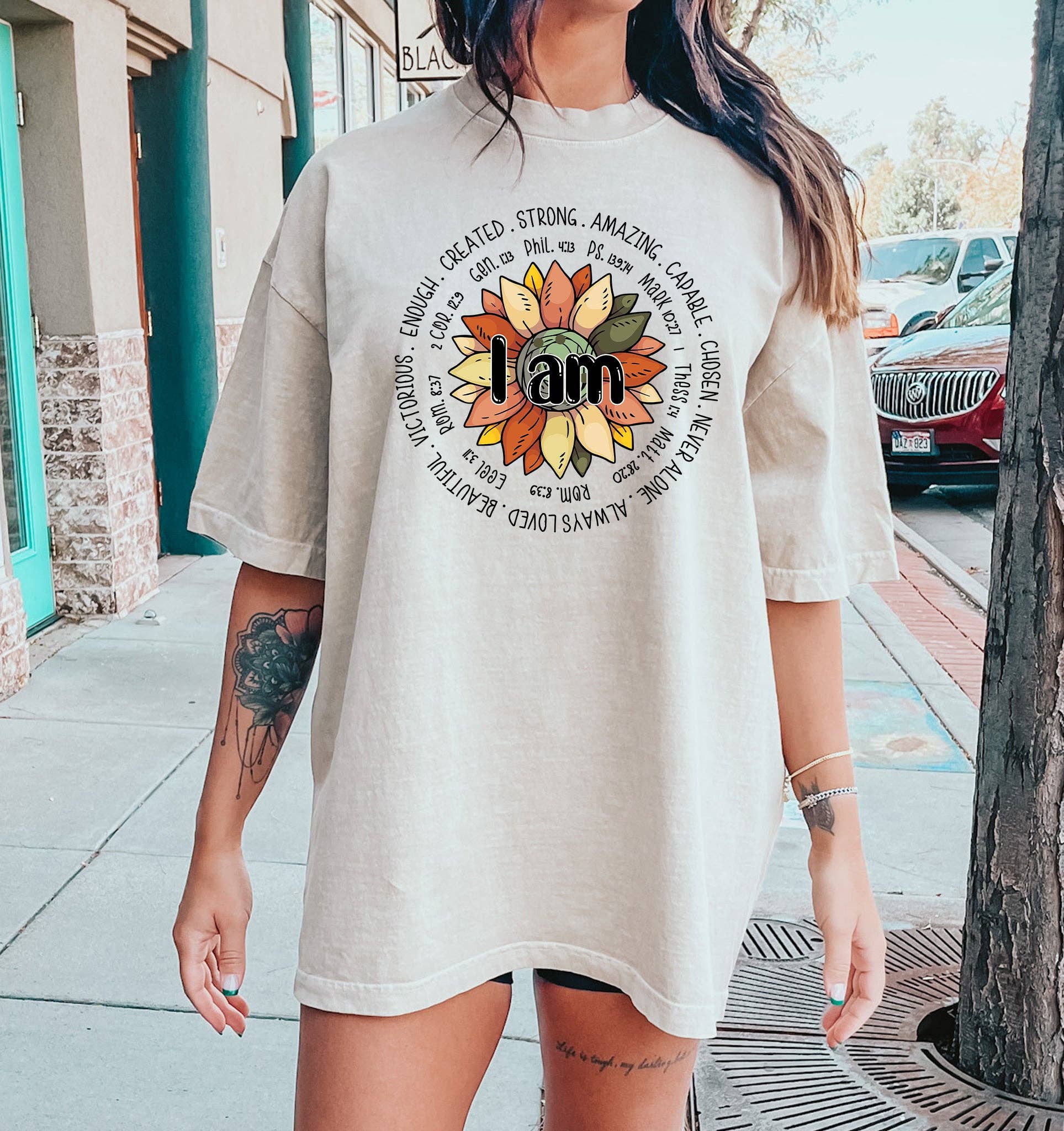 I Am Strong Biblical Floral Bk T-Shirt