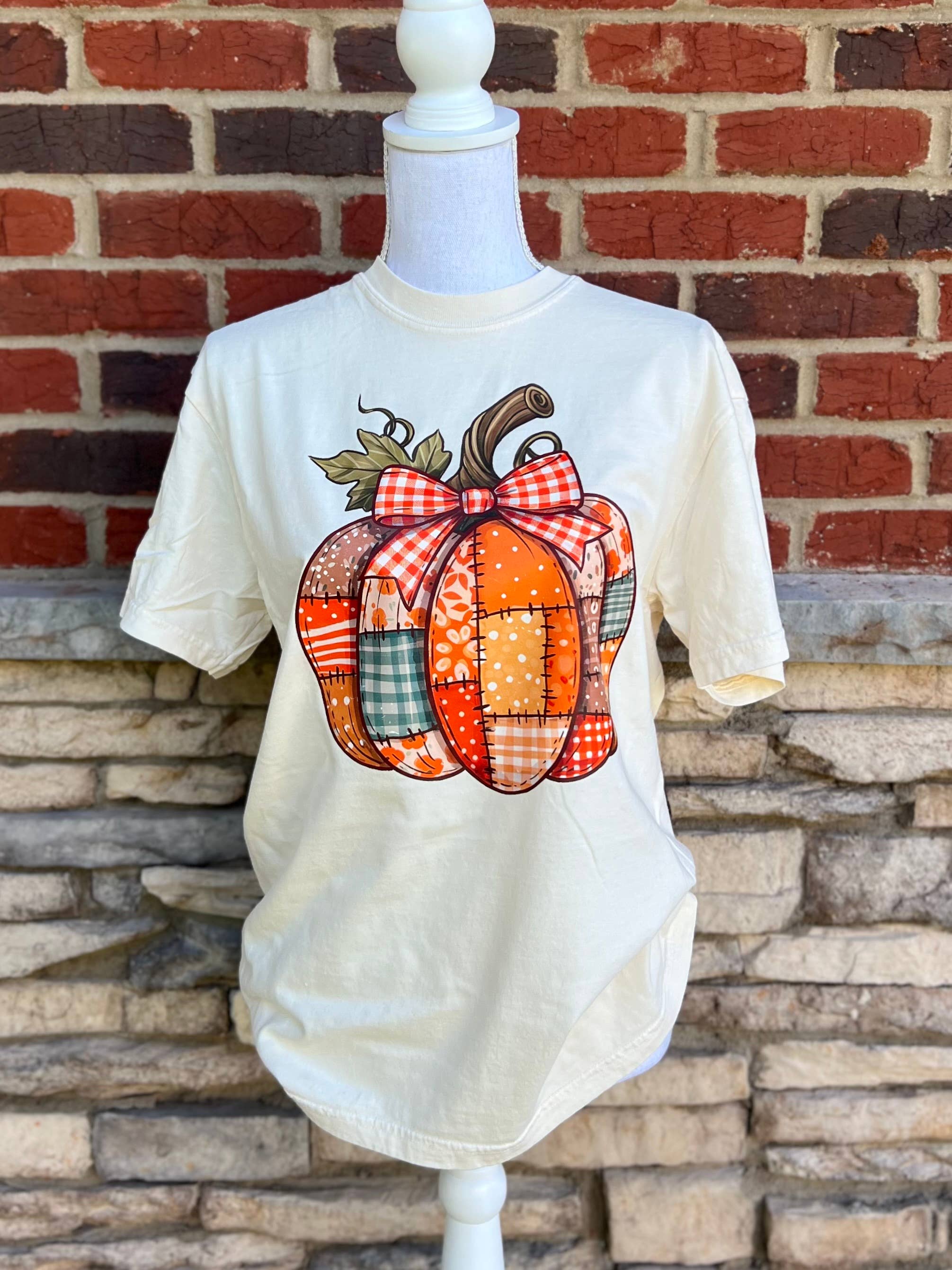 Patchwork Pumpkin On Ivory Cc