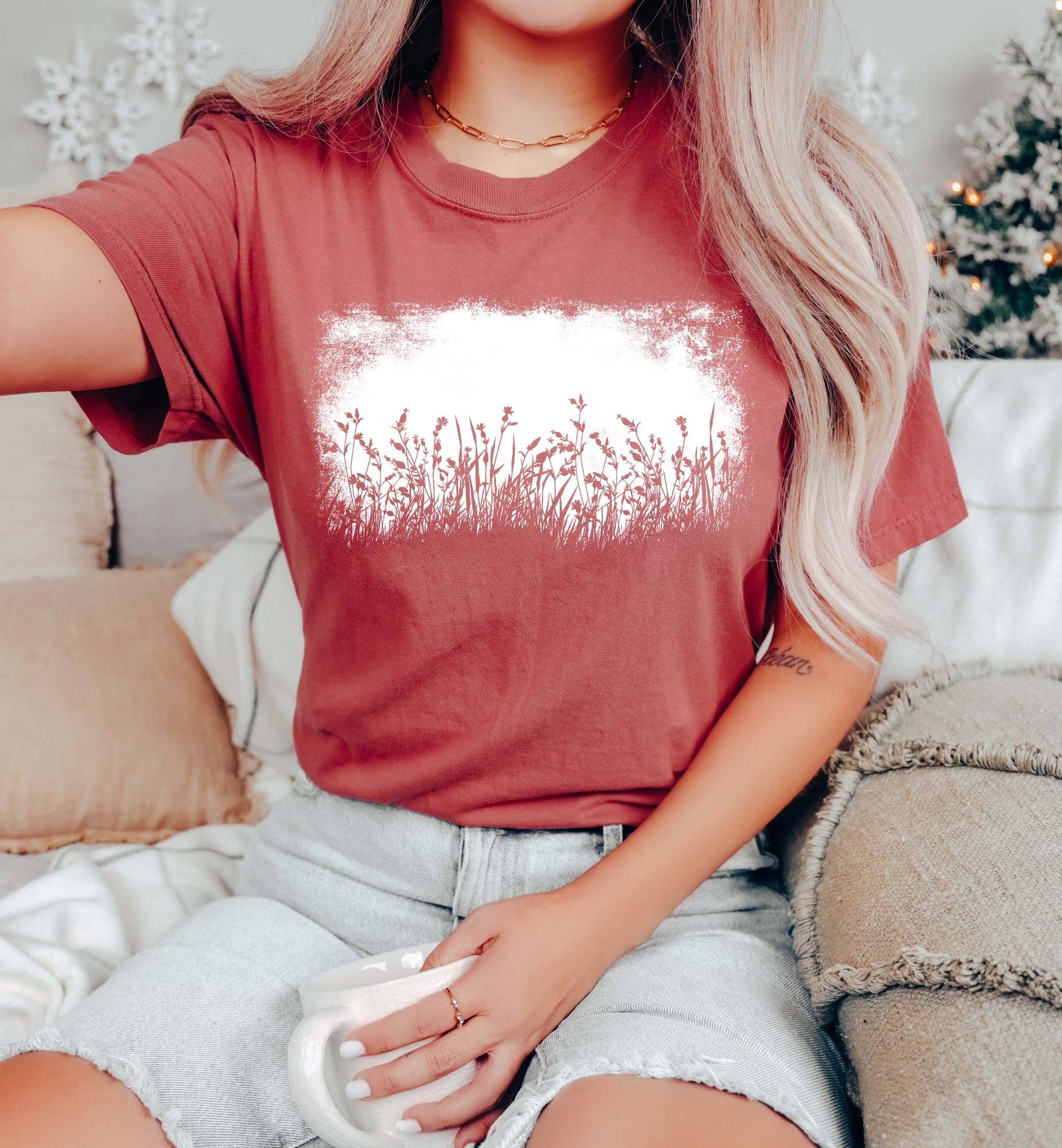 Vintage Nature Meadow Silhouette T-Shirt