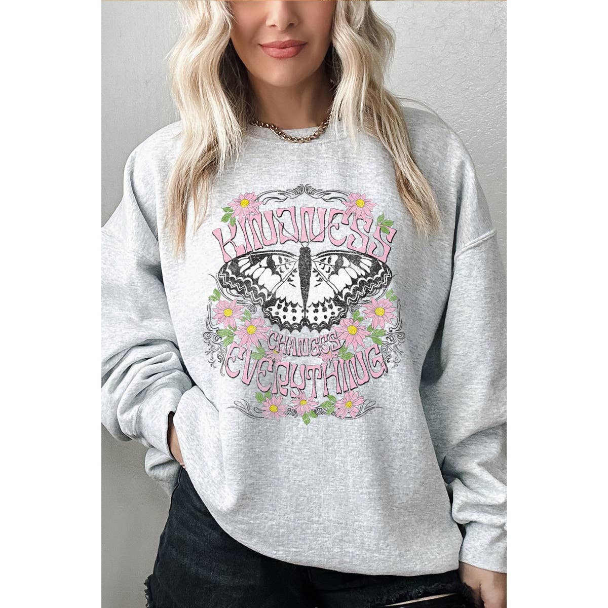 Kindness Changes Everything   Vintage Graphic Oversizes Swea