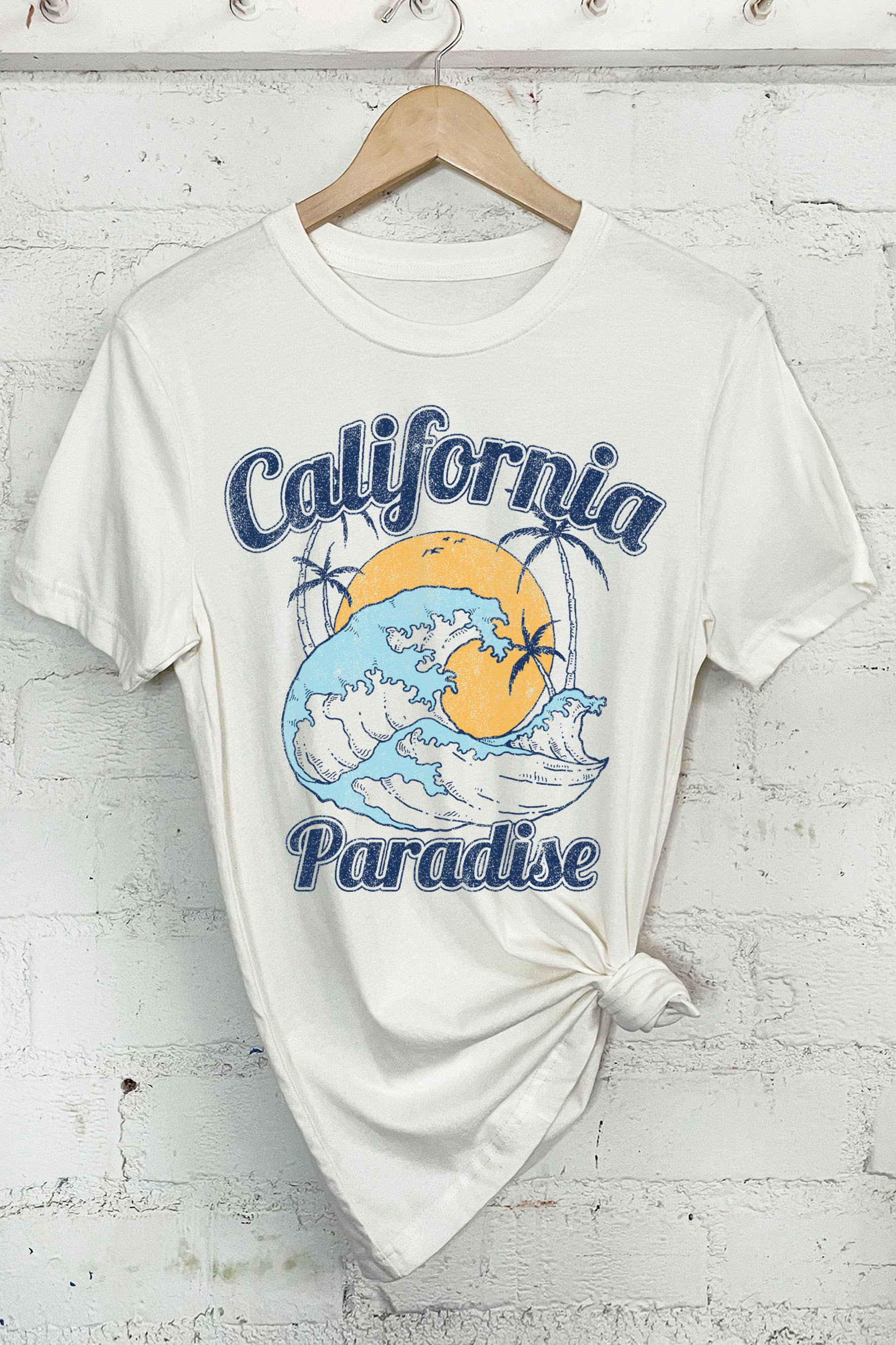 California Paradise Graphic Tshirt