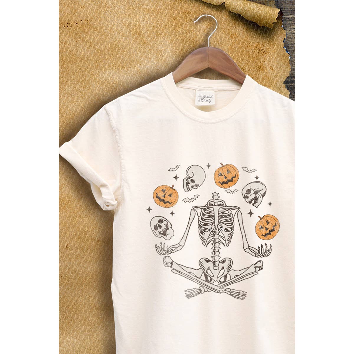 Skelton Halloween Vintage  Graphic Tee