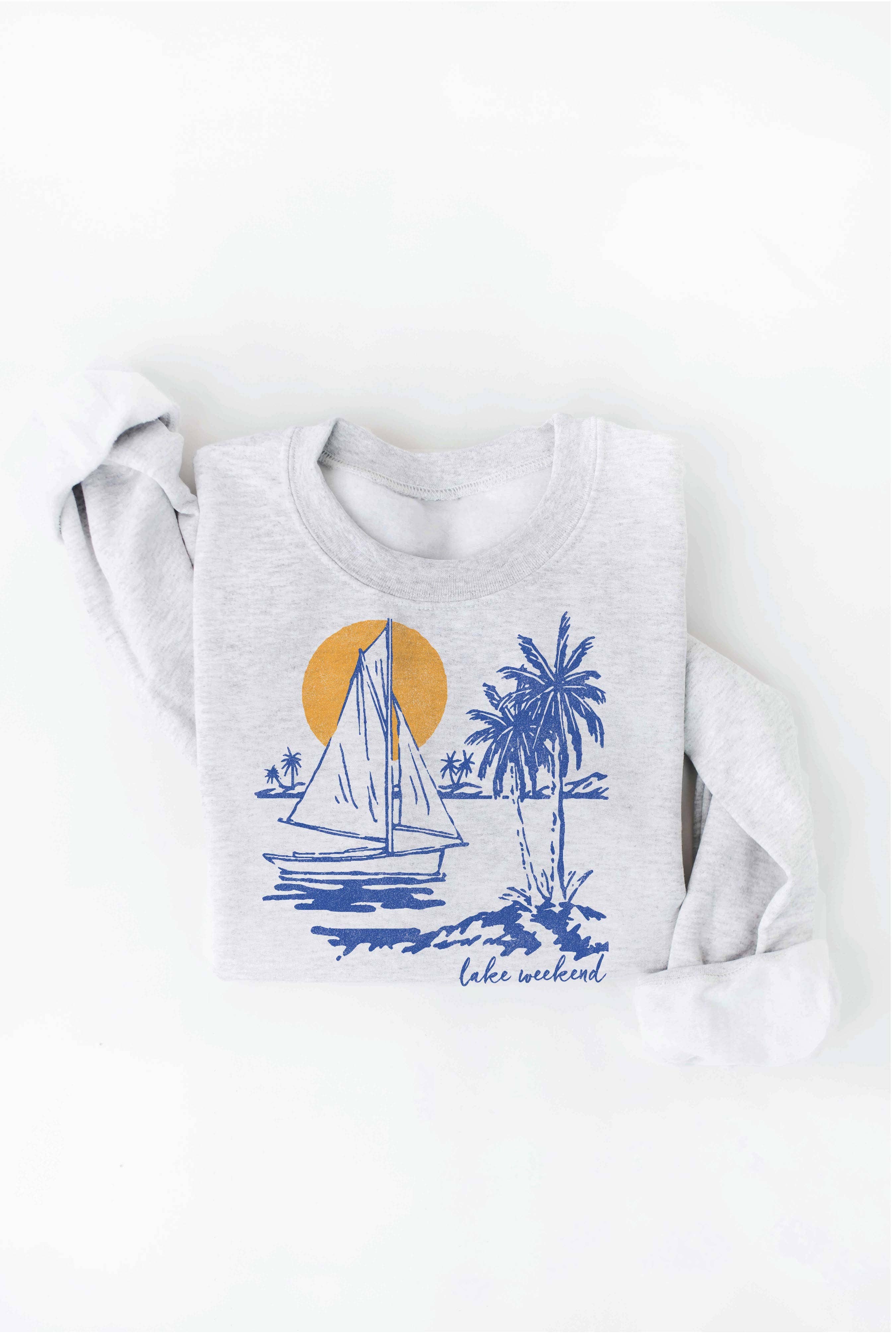 Lake Weekend Graphic Sweatshirt