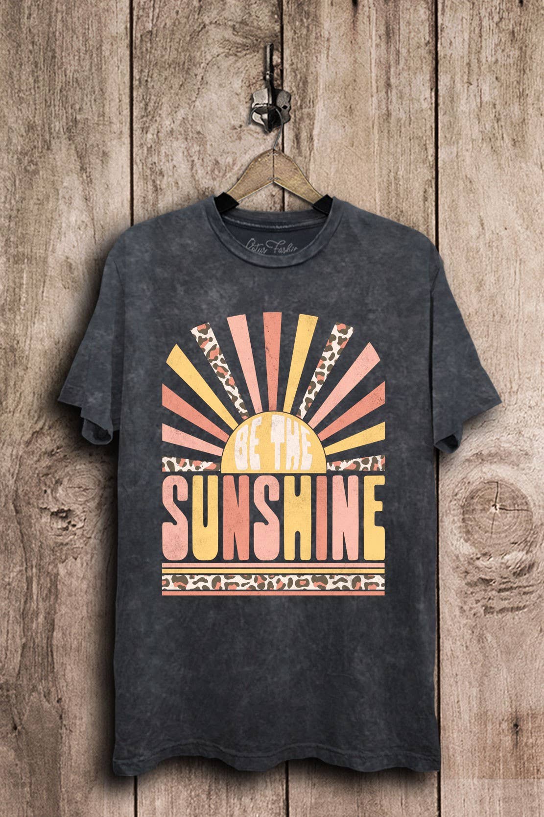 Be the Sunshine Graphic Top