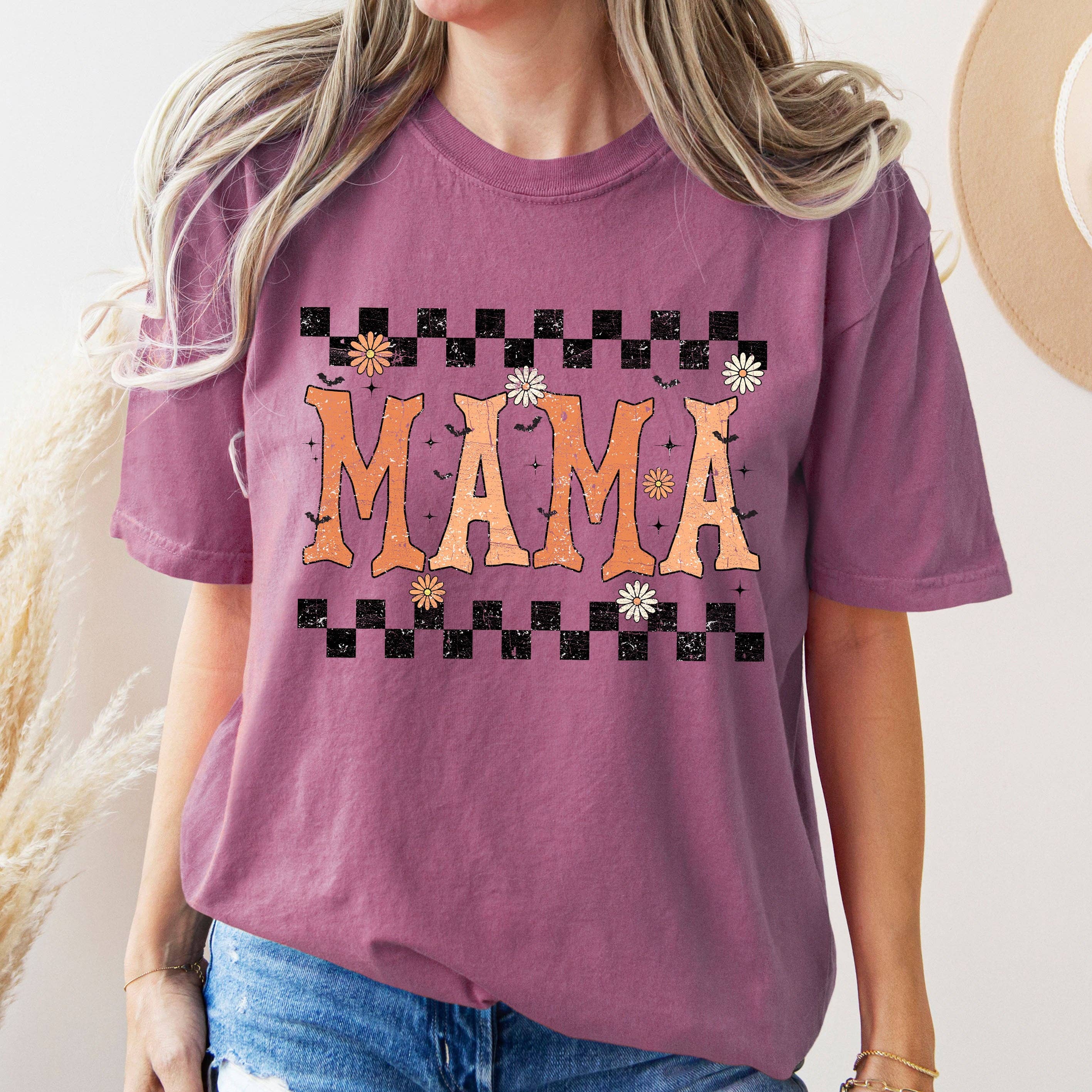 Mama, Checkered, Funny, Retro, Aesthetic, Vintage, Comfort Colors Tshirt