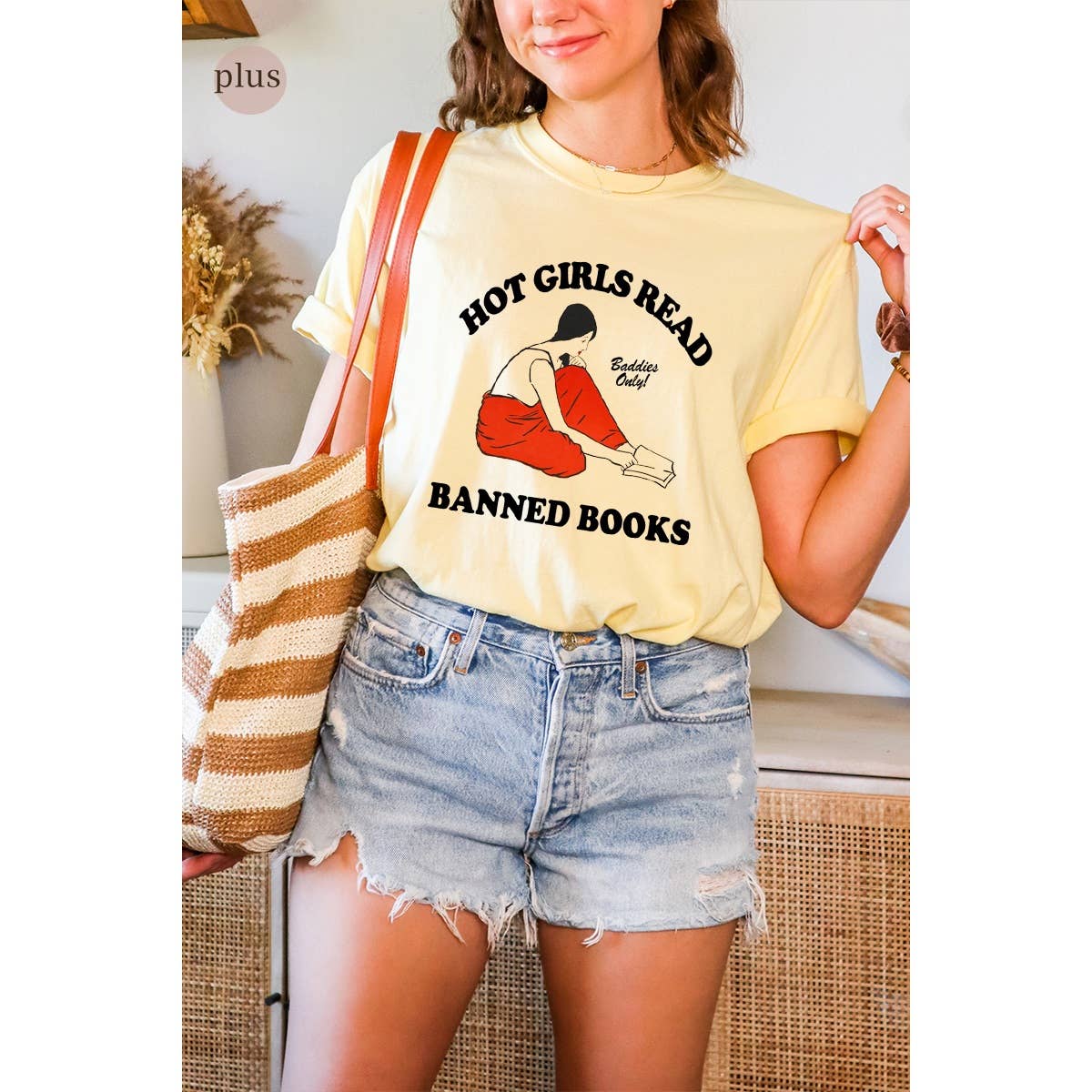 Hot Girls Read Banned Books Vintage Graphic Plus Tee