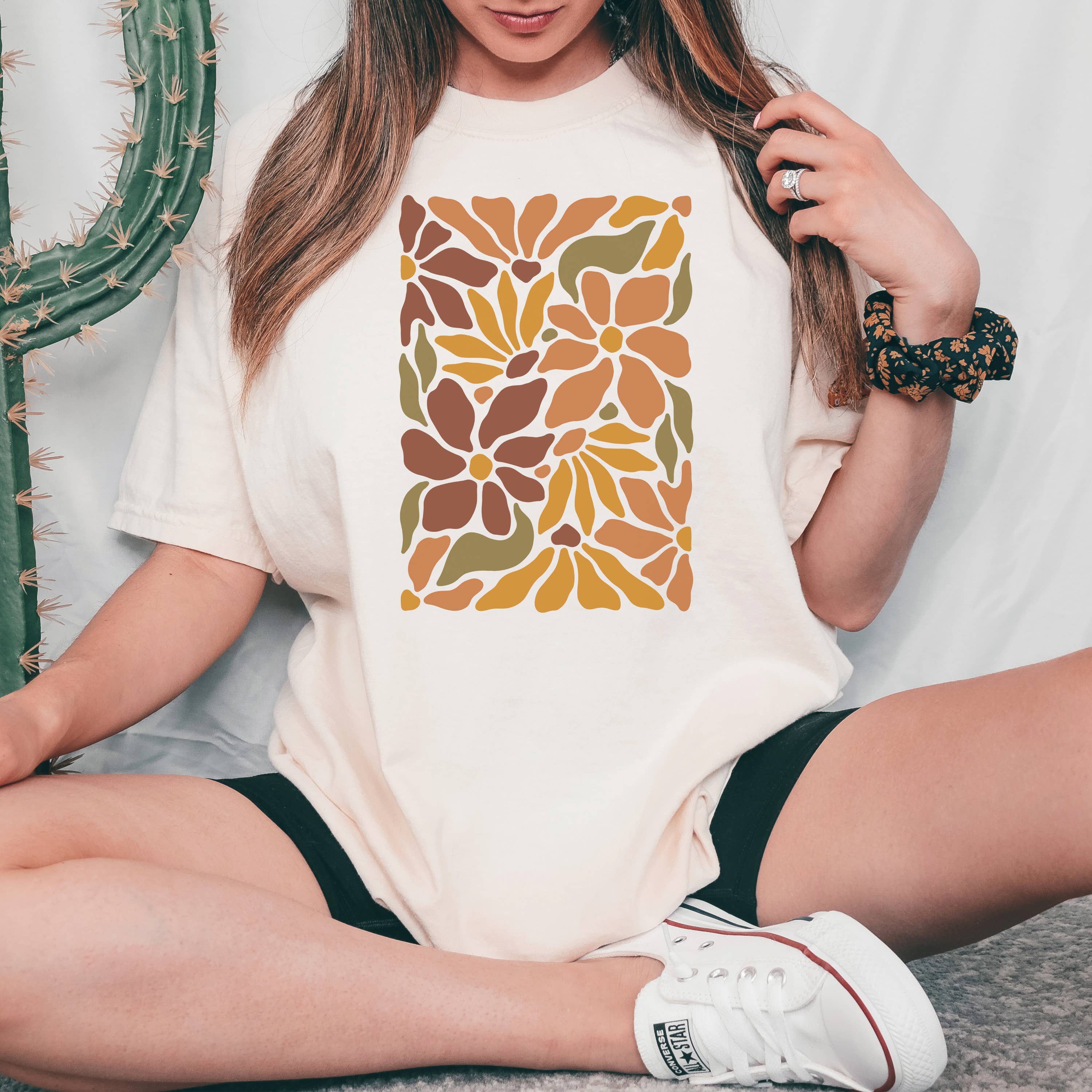 Retro Floral Bunch Tee | Floral | Sizes S-2XL