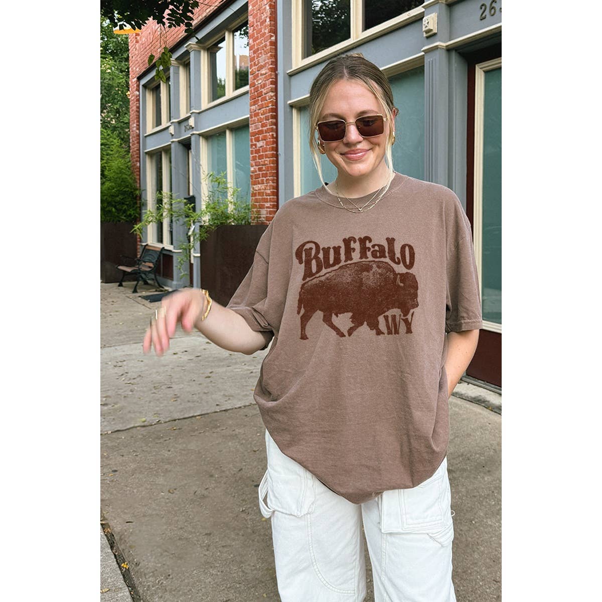 Buffalo Wy Vintage  Graphic Tee