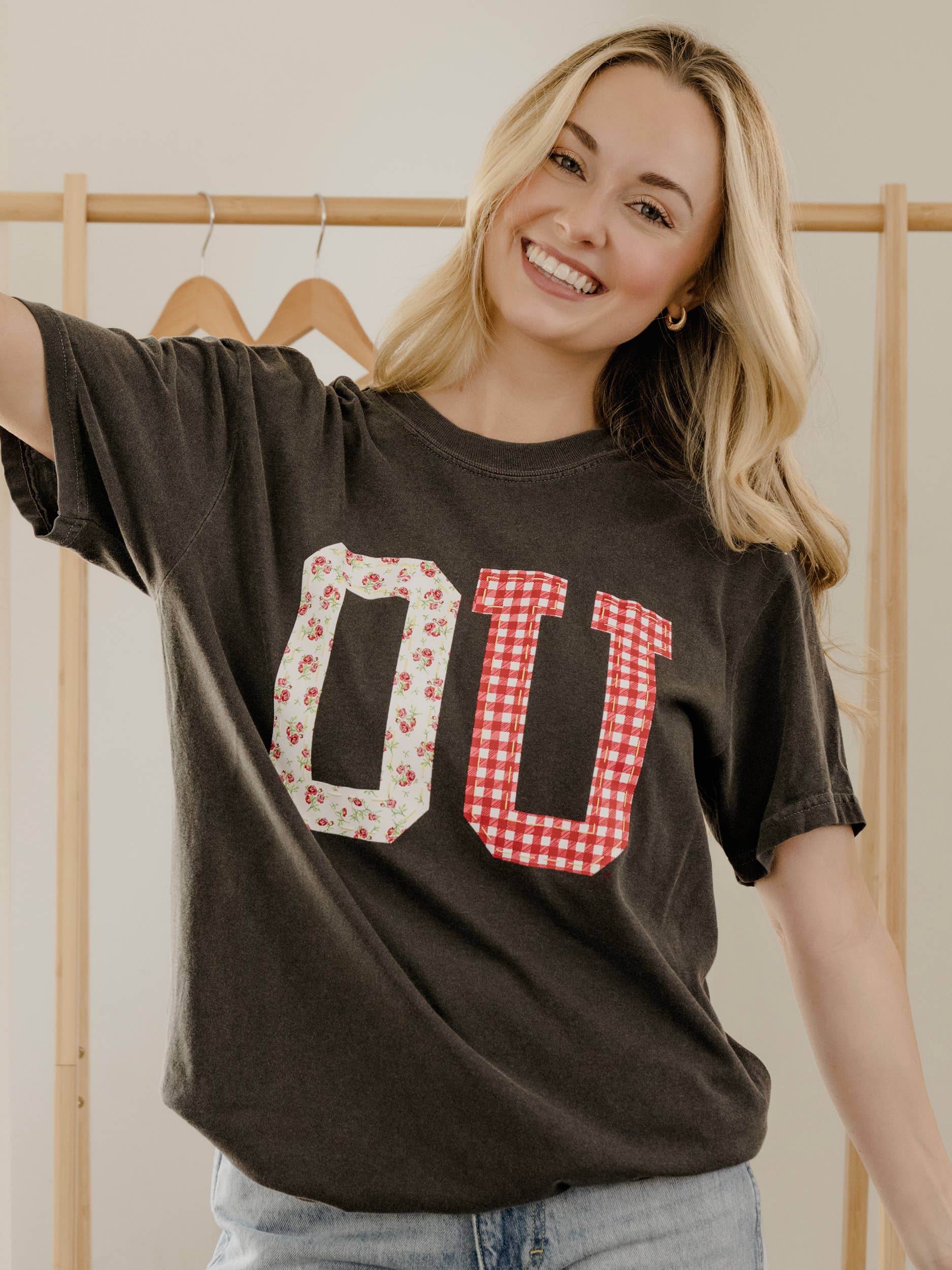 Ou Sooners Quilted Puff Ink Pepper Comfort Colors Tee