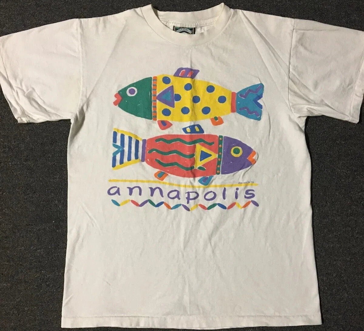 Vtg 90s Annapolis Fish Faded Spellout Shirt M USA Nature Pop Art Beach Grunge MD