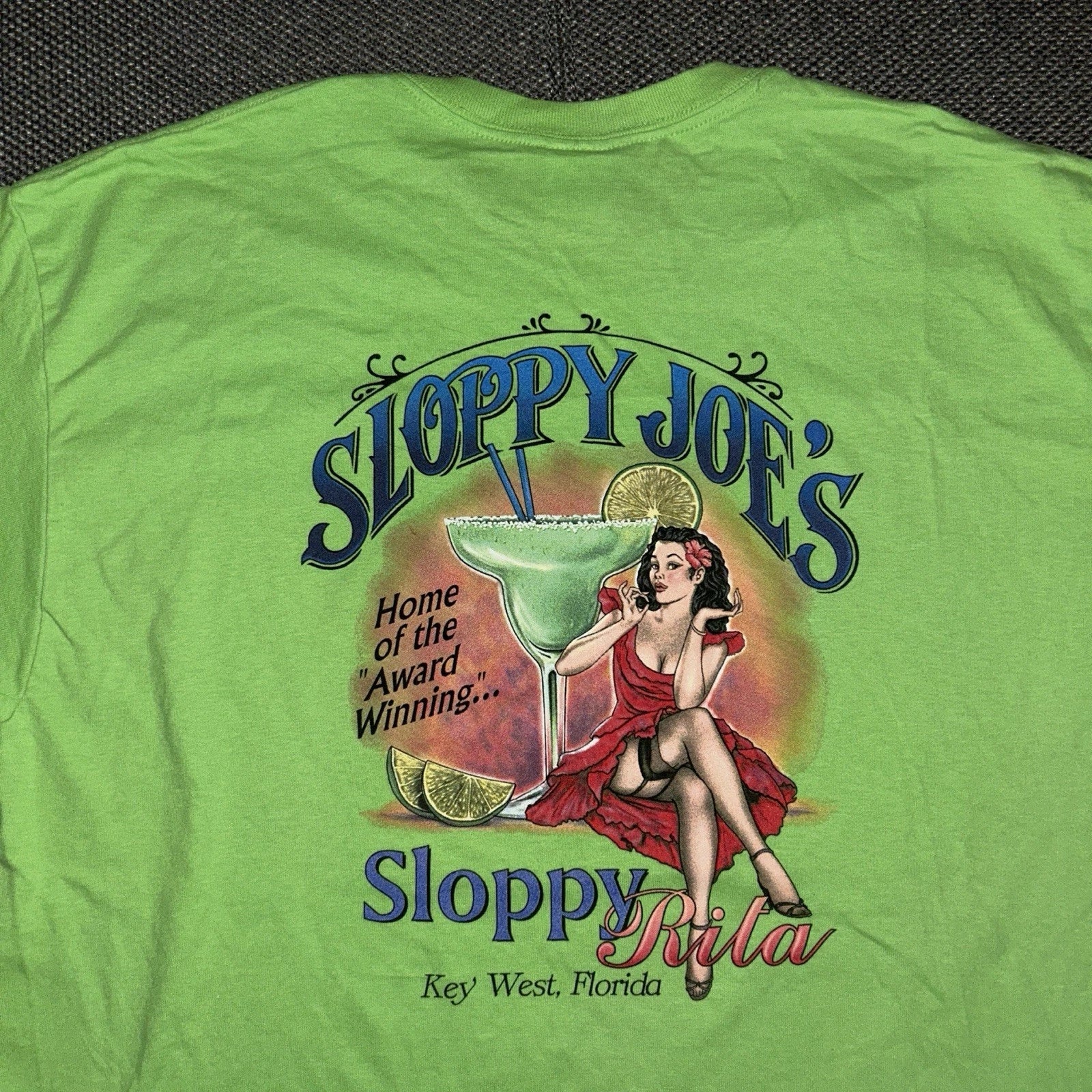 Vintage Y2K Sloppy Joe’s Green Pinup Girl Graphic T Shirt Mens Size Large Skater