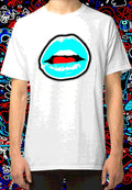 Pop Art Rock Punk Retro Graffiti Vintage lips comic  T Shirt INISHED Productions