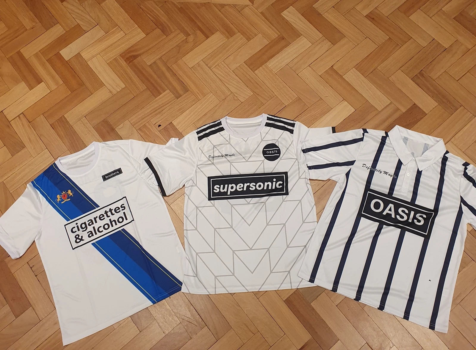 Oasis Unisex T-Shirt/ Football/Jersey/ Oasis Shirt/gig/concert/casual/reunion