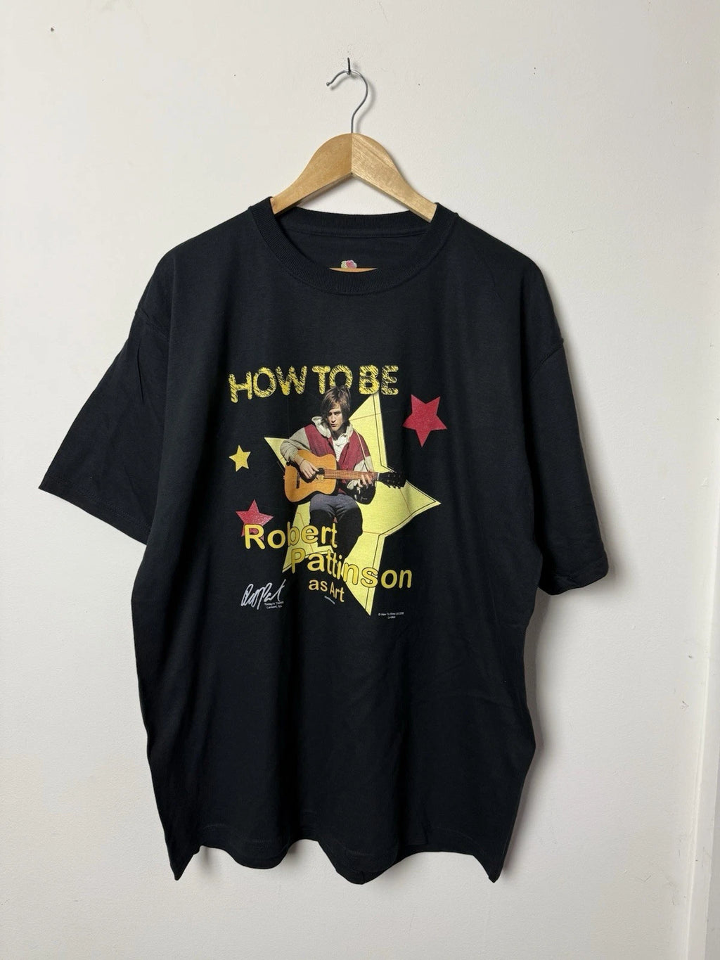 Y2K How To Be Robert Pattinson T-Shirt Adult XL Black Short Sleeve Graphic NOS