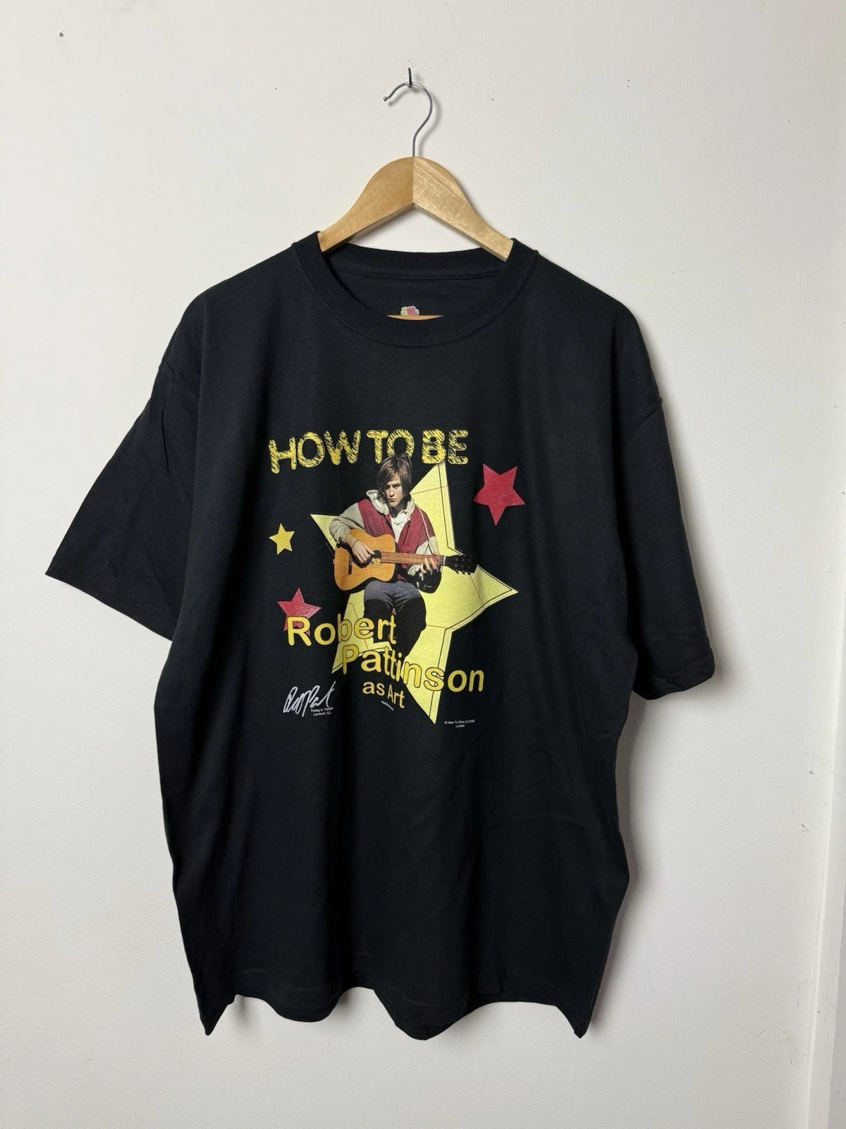Y2K How To Be Robert Pattinson T-Shirt Adult XL Black Short Sleeve Graphic NOS