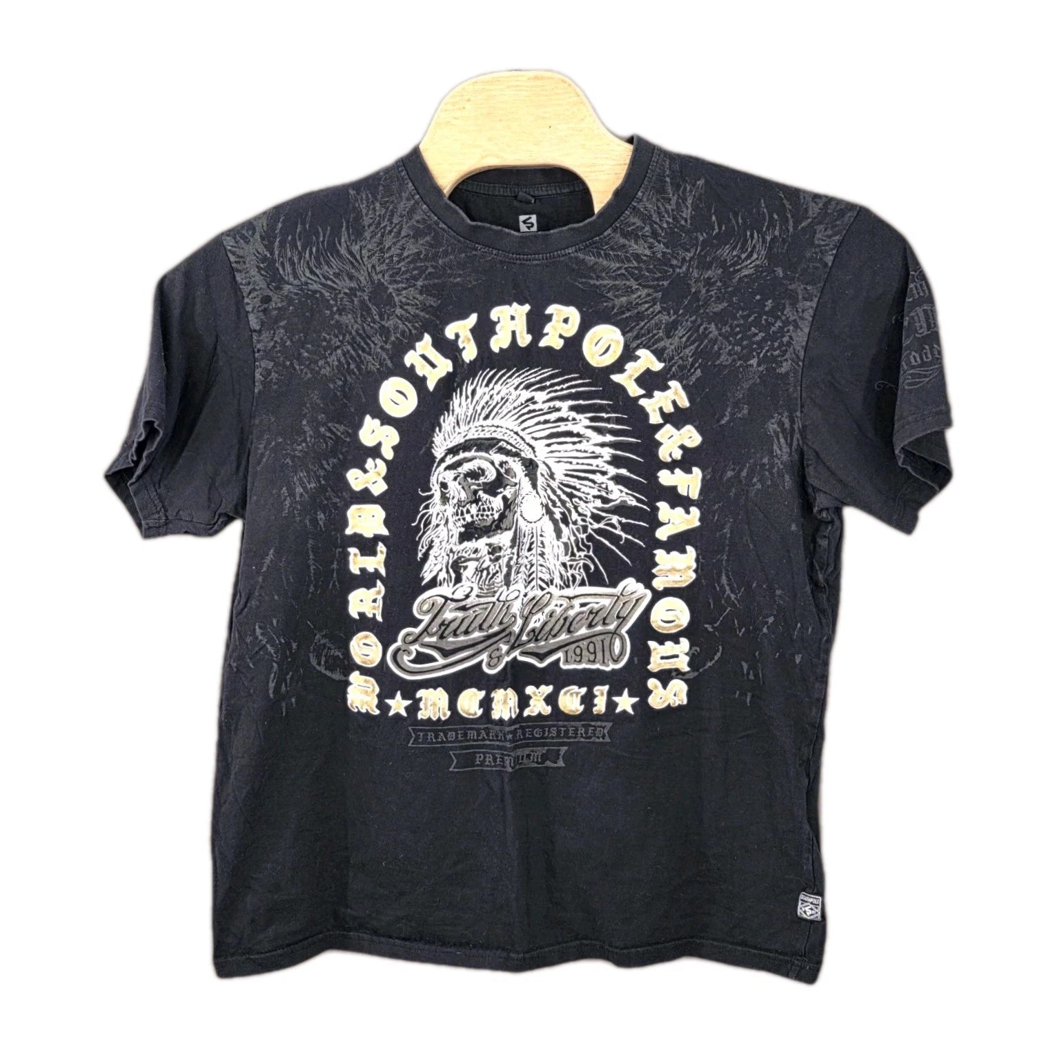 Vintage Y2K Southpole T-Shirt Mens XL Skull Headdress Graphic Tee Hip Hop Street