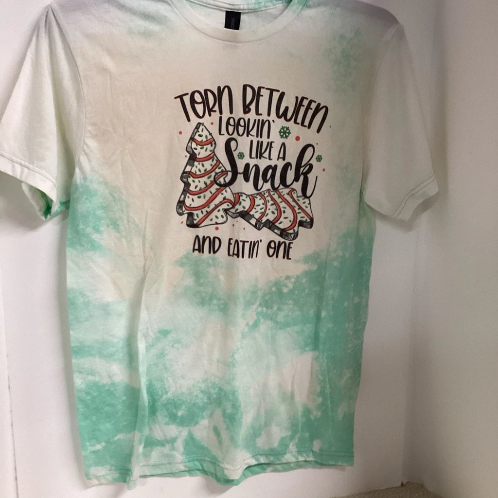 Novelty Christmas Tshirt “Torn between looking like a snack and eating one” Sz M