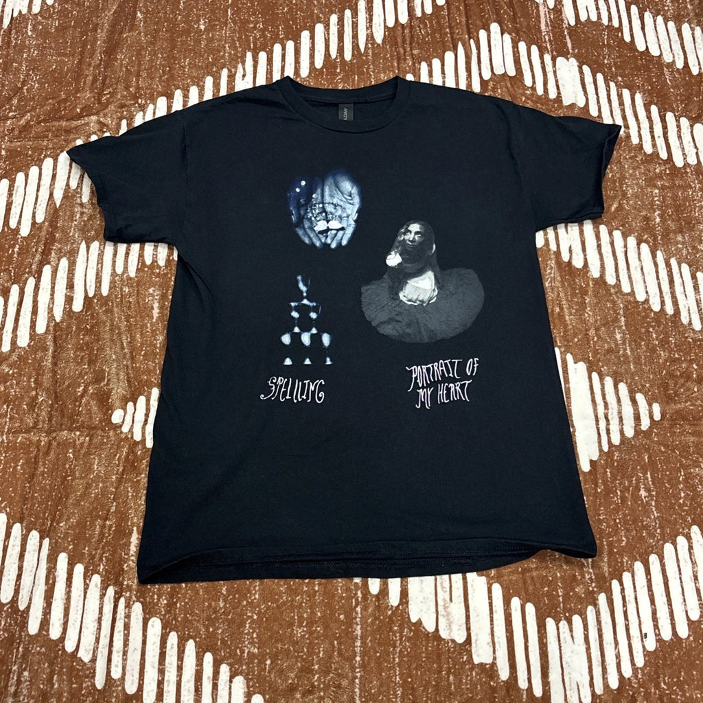 Spelling Portrait of My Heart Art Pop Music Shirt Size Medium