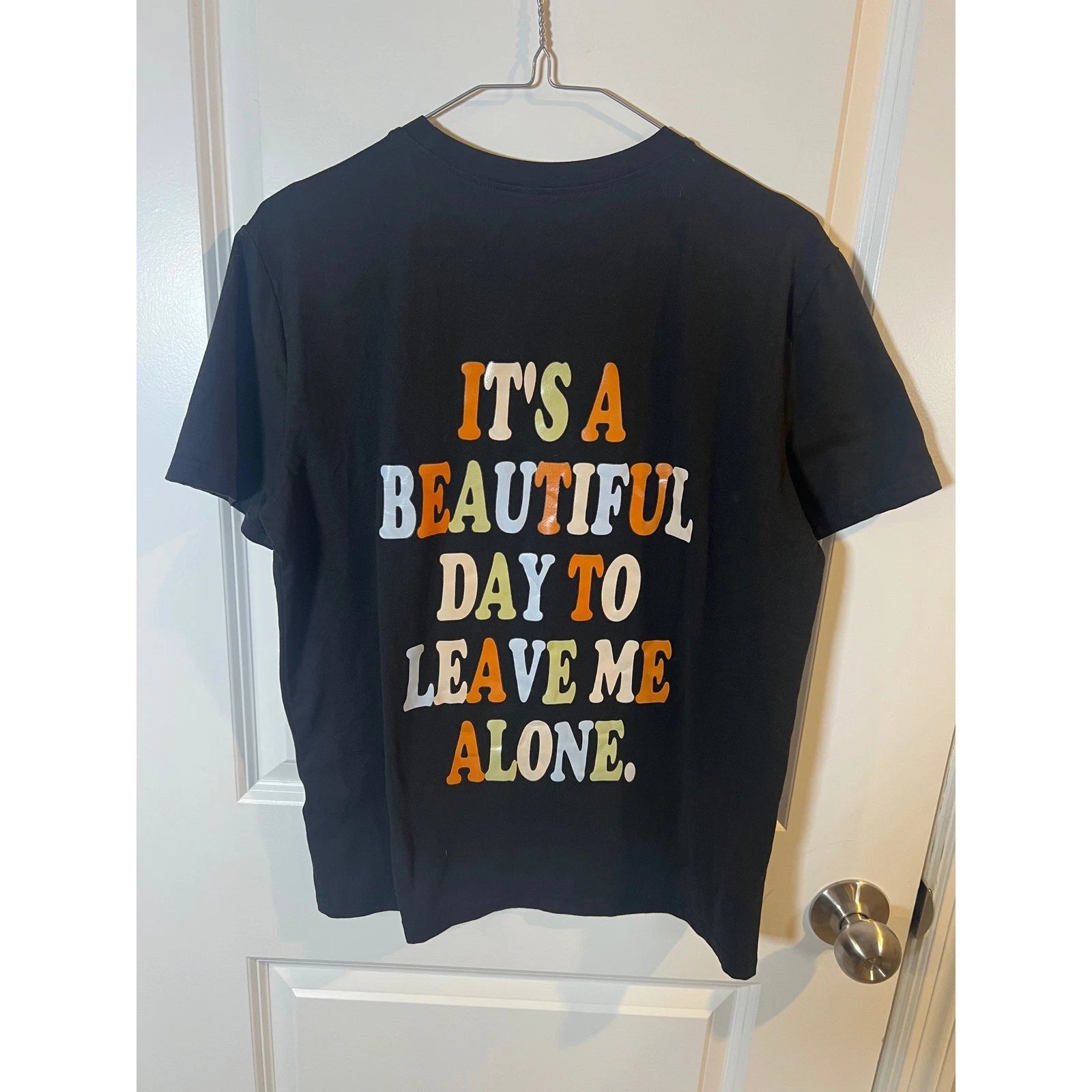 Unbranded Unisex T-Shirt Graphic Leave Me Alone Print Black Size M