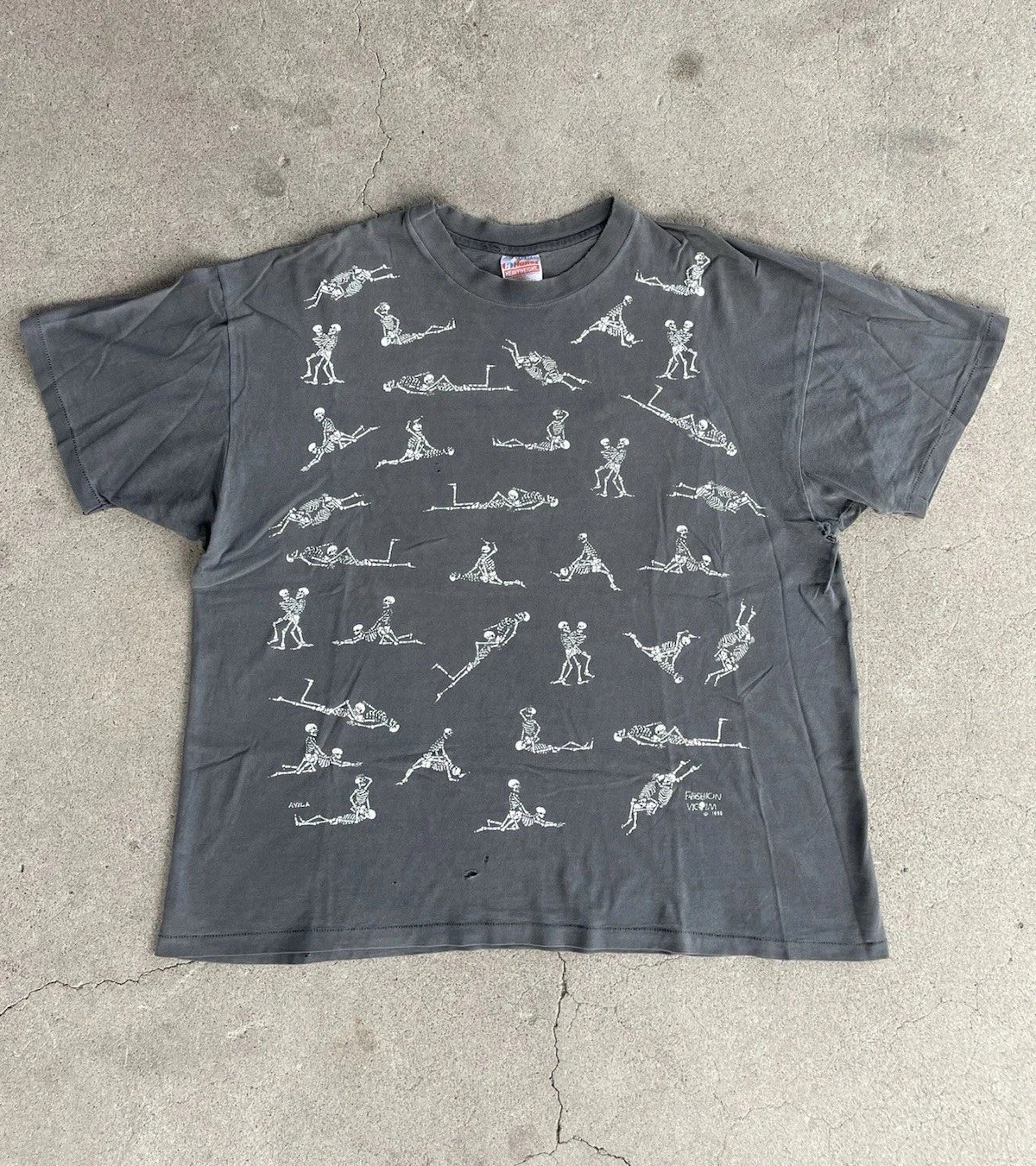 Fashion Victim 1990 Vintage Boning Skeletons T-Shirt XXL