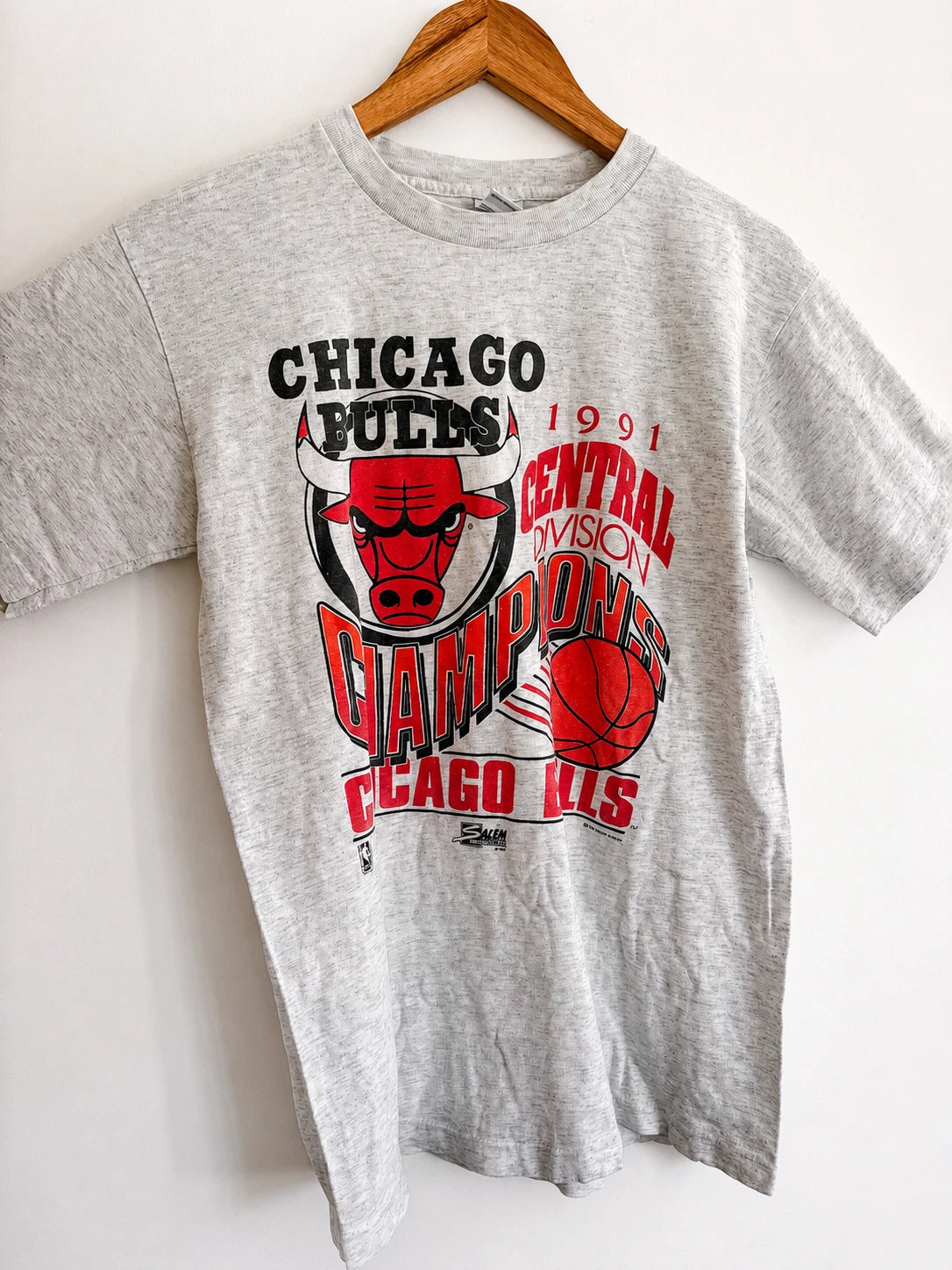 Vintage 1991 NBA Chicago Bulls Central Division Champions T Shirt