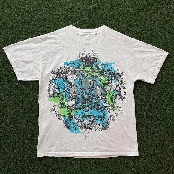 Y2K Mens White Graphic T-Shirt Fleur De Lis Crown Tiger Crest Streetwear Tee XL
