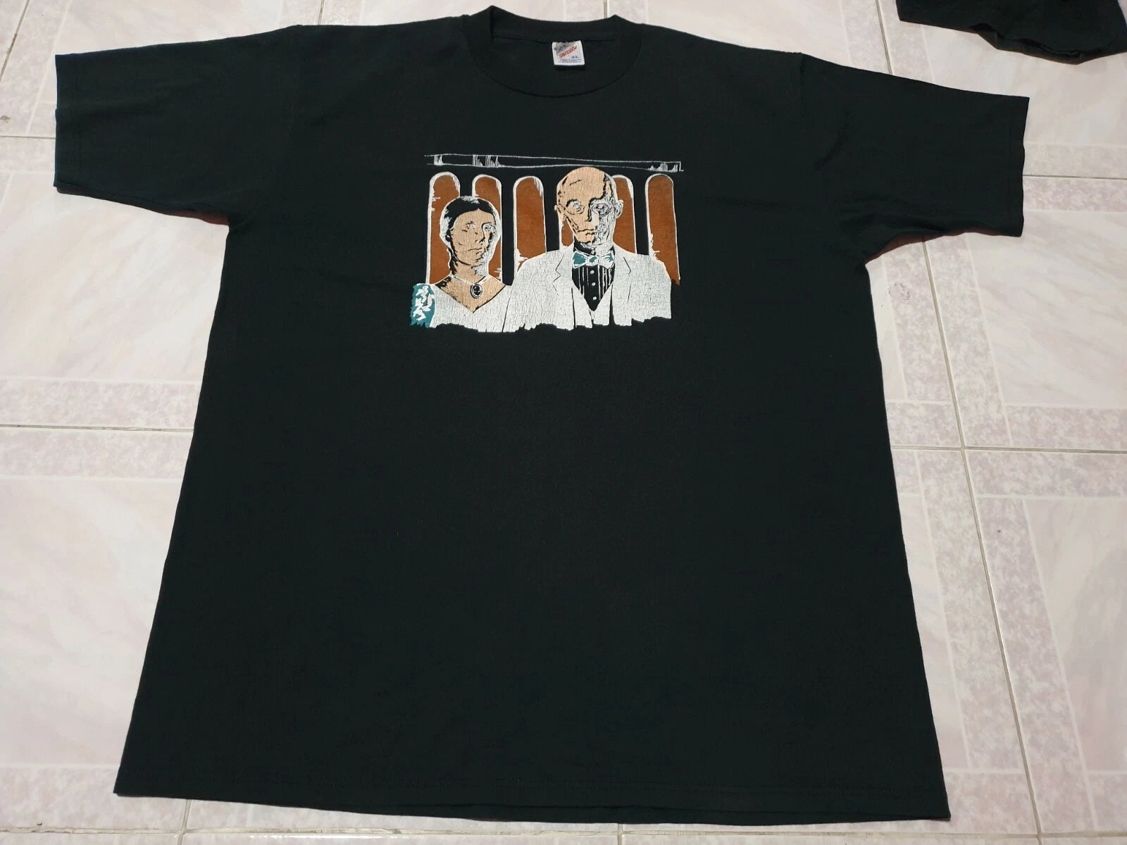 Rare Vintage Parody American Gothic Grant Wood 90s Pop art  T Shirt XL