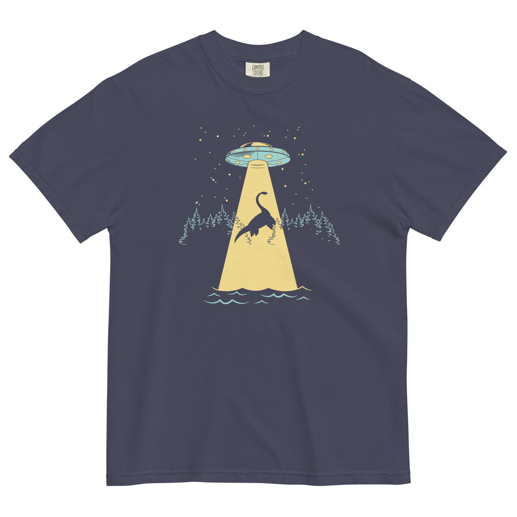 Nessie Abduction Men's Relaxed Fit Tee