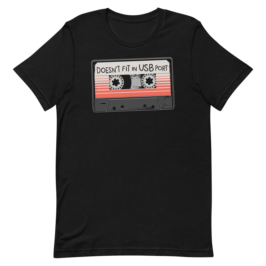 Doesn't Fit In USB Port Men's Signature Tee