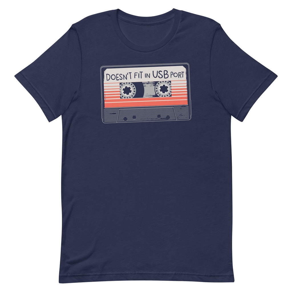 Doesn't Fit In USB Port Men's Signature Tee